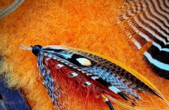 The Fiberglass Manifesto: FLYTYINGDUCK – Four Hand-Tied Flies